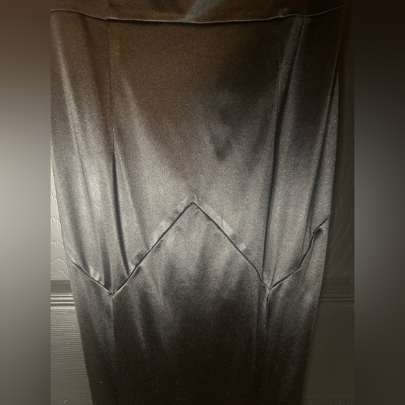 Formal Black Long Fishtail Dress - Picture 10 of 15